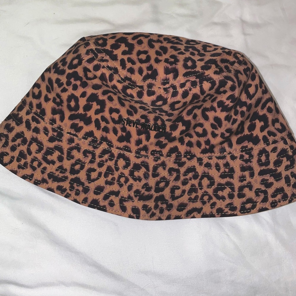 Steve Madden Bucket Hat